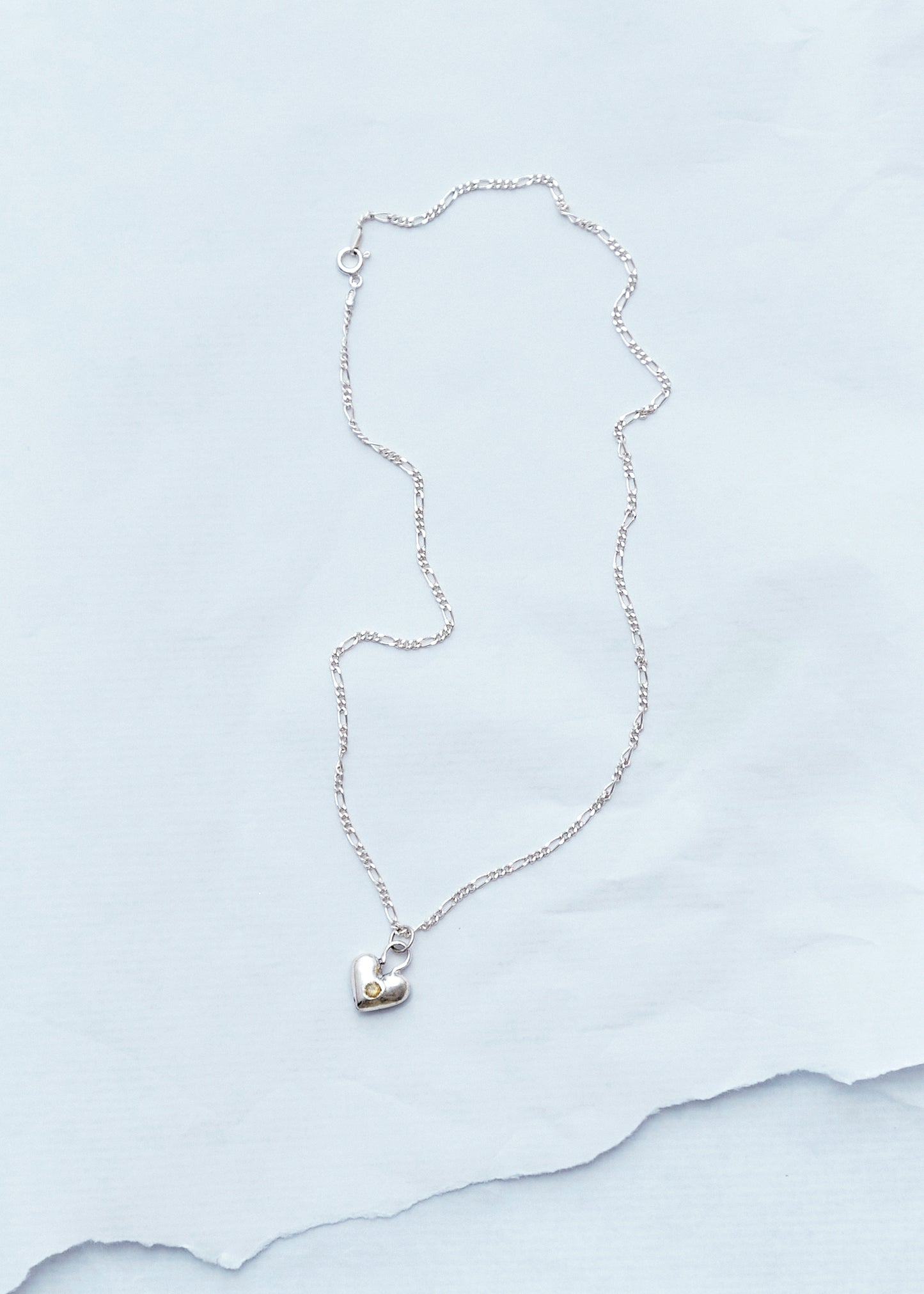 Corazón Necklace